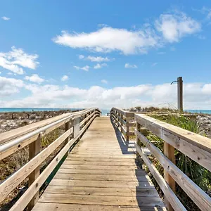 Mainsail 131 - Beachfront 2br With Free Seasonal Service , Destin United States